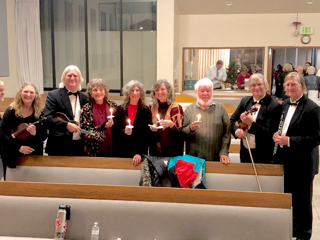 Christmas Eve Service with the Doerings playing music 2018